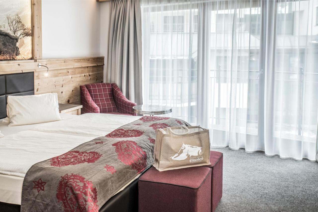 Hotel Elisabeth, 4 Sterne Superior Кирхберг ин Тирол Екстериор снимка