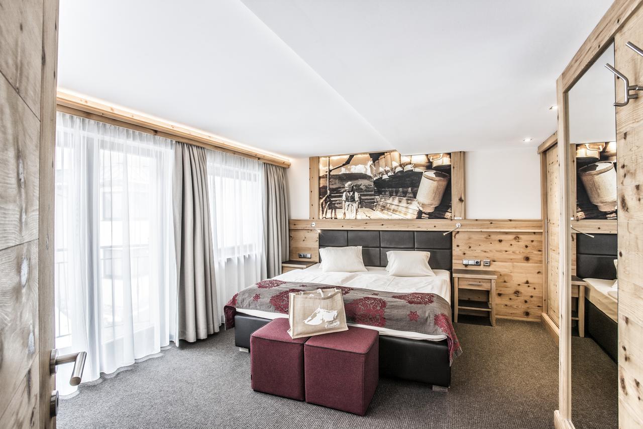 Hotel Elisabeth, 4 Sterne Superior Кирхберг ин Тирол Екстериор снимка